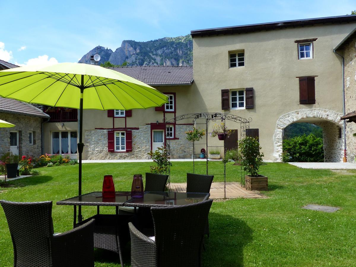 Maison d'Hôtes du Domaine Fournié Tarascon-sur-Ariège Exterior foto